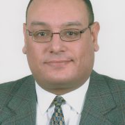 أشرف عزمى الرفاعى