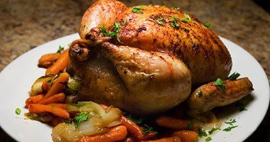 انزعى جلد الدجاج قبل "الطهى" للتخلص من الدهون الضارة