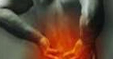 7 نصائح للتخلص من آلام الظهر والكتفين 